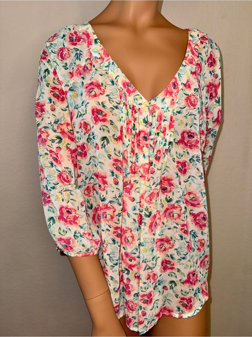 LC Lauren Conrad Pink Rose Floral Blouse Pleated Sheer Button Boho Top L